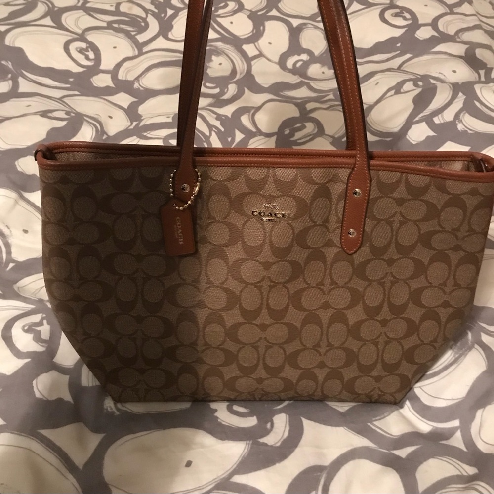 Couch purse